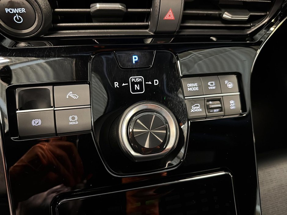 2023 Subaru SOLTERRA LUXURY AWD-15