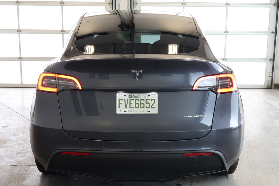 Tesla Model Y Long Range AWD 2022-5