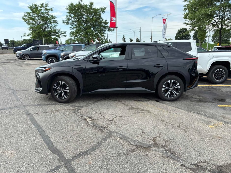 2025 Toyota BZ4X XLE AWD TOIT-PANORAMIQUE-3