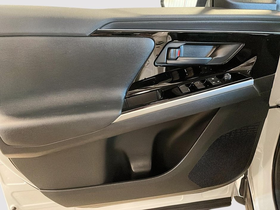 2024 Toyota BZ4X XLE AWD TOIT-PANORAMIQUE-10