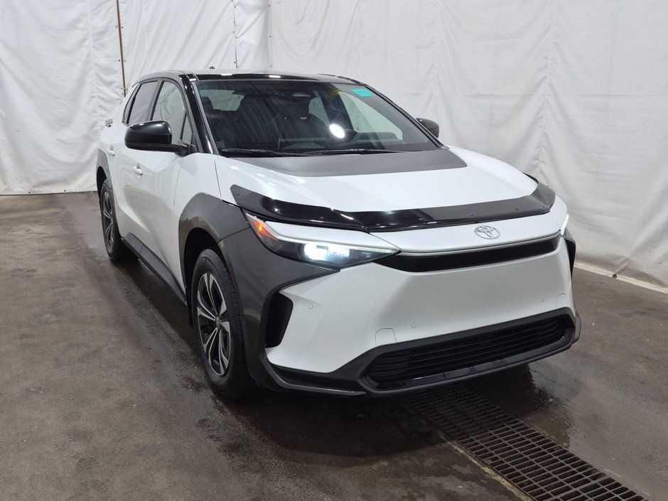 2023 Toyota BZ4X XLE AWD TOIT-PANORAMIQUE-5