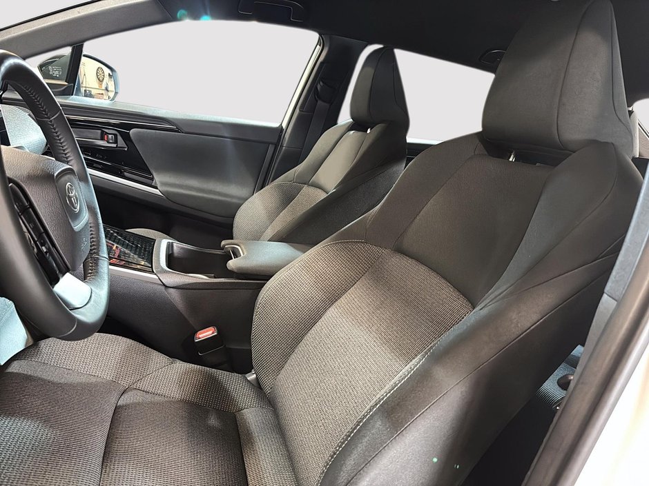 2024 Toyota BZ4X LE-8