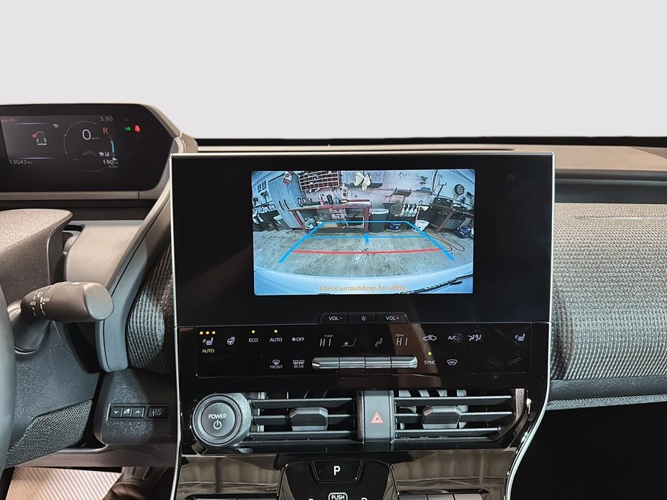 2024 Toyota BZ4X LE-15