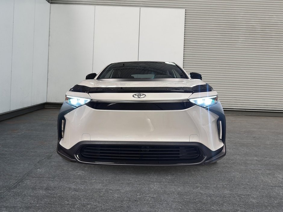 2024 Toyota BZ4X LE-1