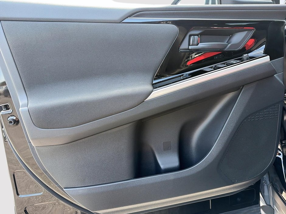 2025 Toyota BZ4X LE AWD-10