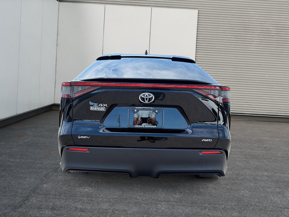 2025 Toyota BZ4X LE AWD-2