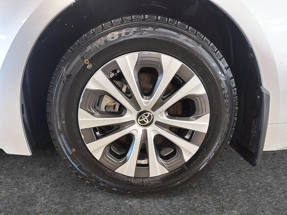 2024 Toyota Corolla LE HYBRID AWD-6