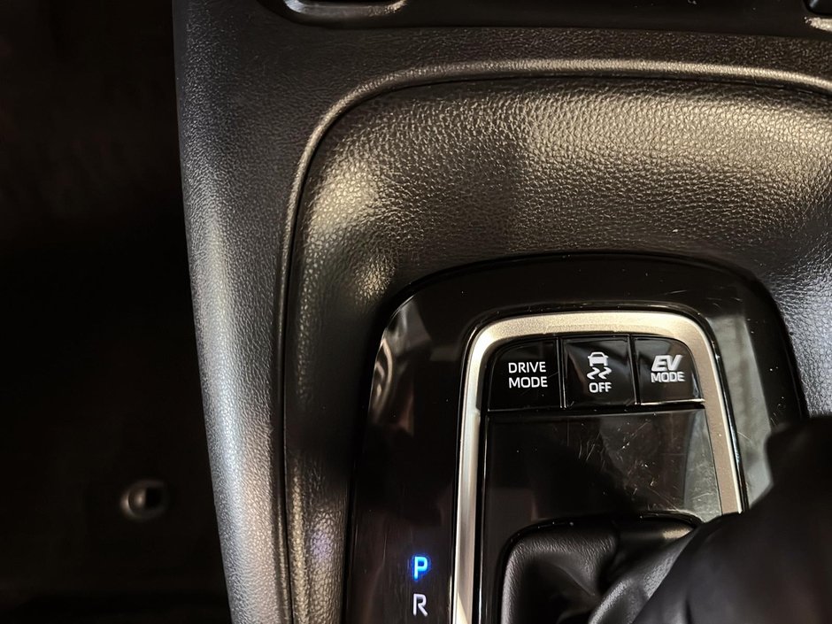 2024 Toyota Corolla LE HYBRID AWD-15