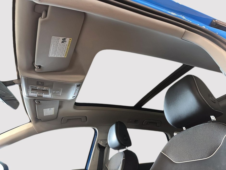 2023 Volkswagen Taos Comfortline 4Motion-15