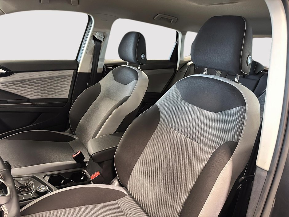 2024 Volkswagen Taos Trendline 4Motion-8