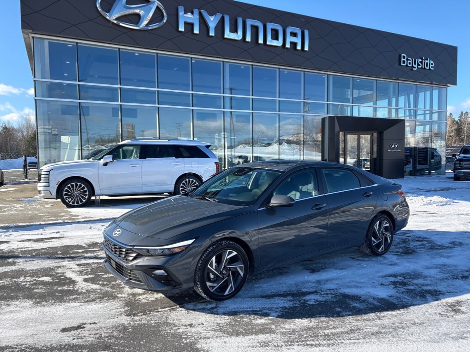 Hyundai Elantra Hybrid Luxury Sedan 2026 à Bathurst, Nouveau-Brunswick