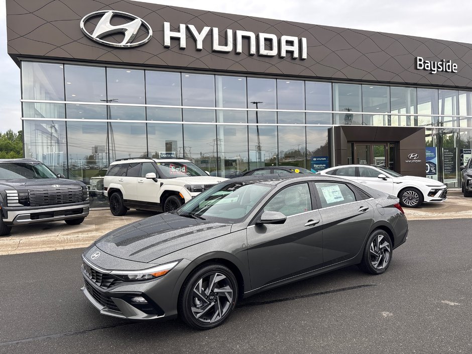 2026 Hyundai Elantra Hybrid Luxury Sedan w/Two-Tone Interior in Bathurst, New Brunswick