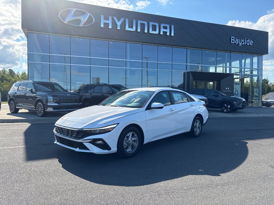 Hyundai Elantra Essential IVT 2026 à Bathurst, Nouveau-Brunswick