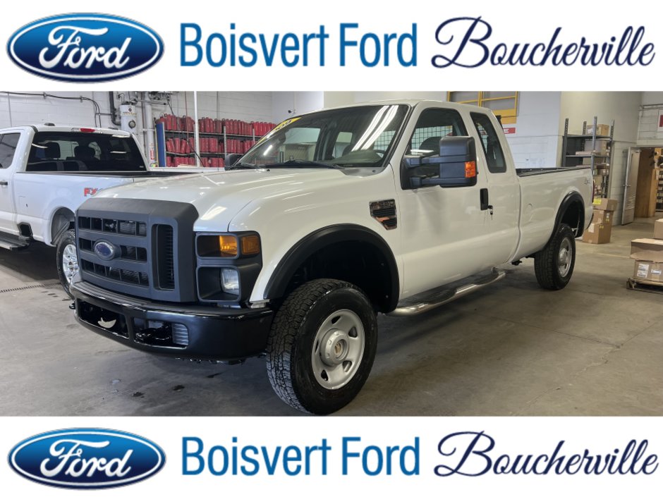 2009 Ford Super Duty F-250 SRW 4 RM, Super cabine 158 po, XL in Boucherville, Quebec