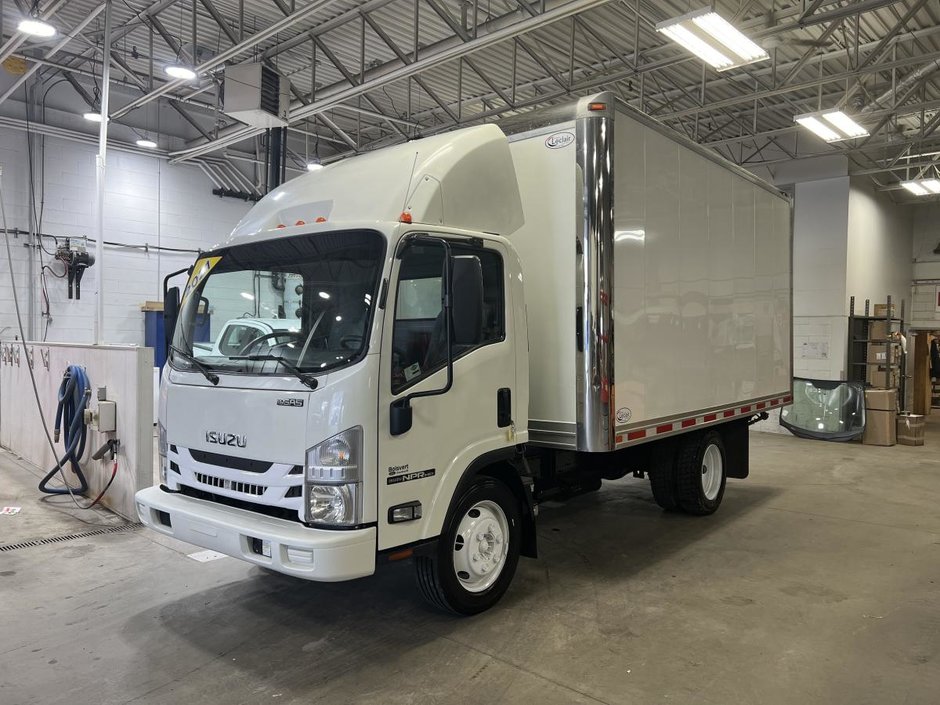 2021 Isuzu NPR-HD NPR HD CUBE 14 PIEDS in Boucherville, Quebec