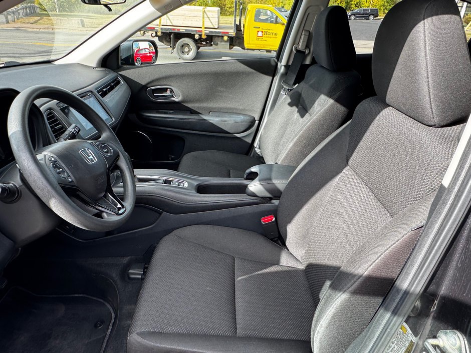 2016 Honda HR-V EX-9