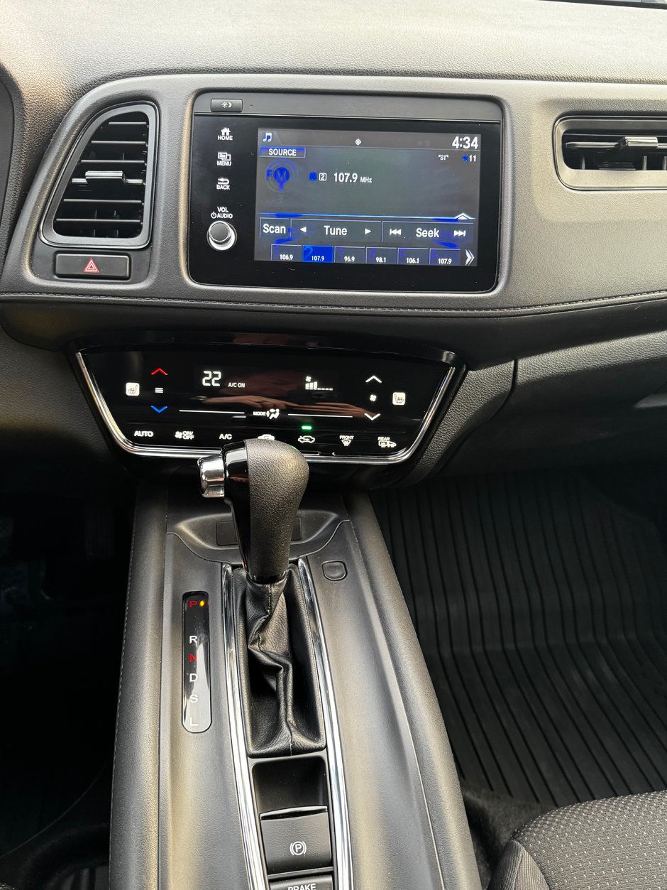 Honda HR-V LX 2020-13