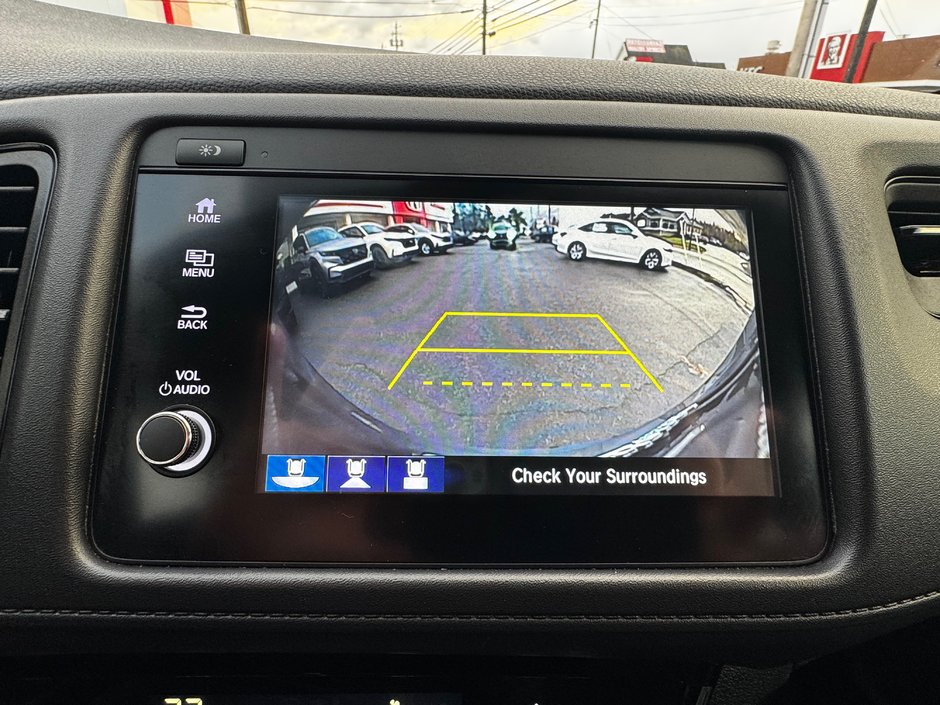 Honda HR-V LX 2020-16