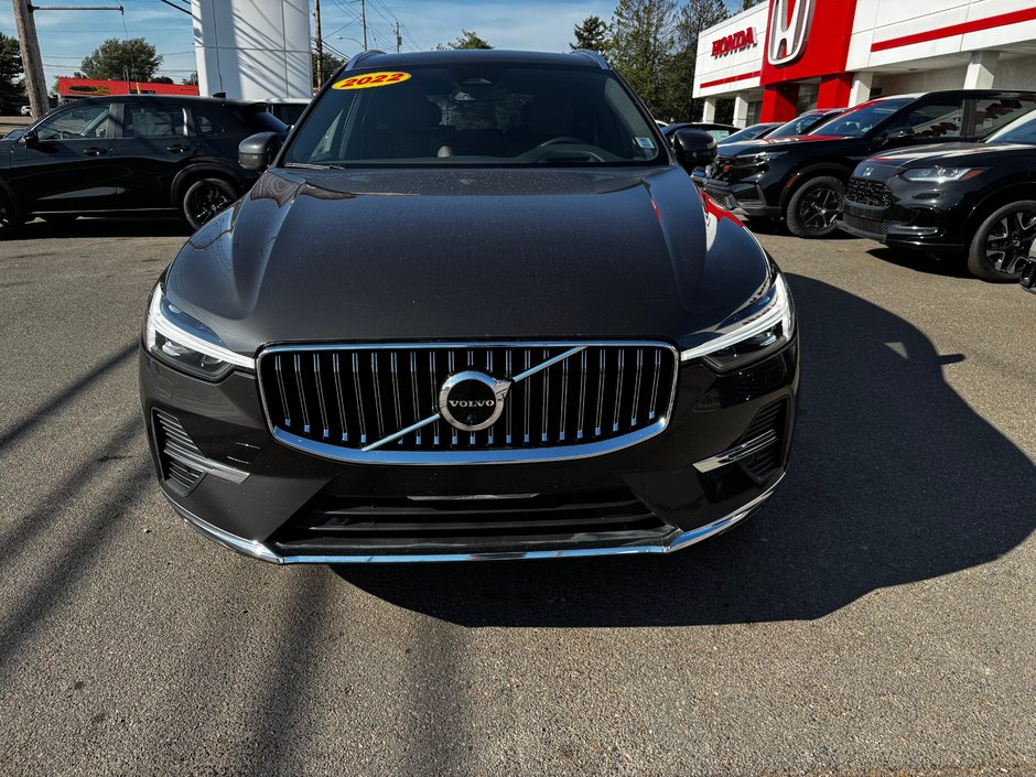 2022 Volvo XC60 Inscription-2
