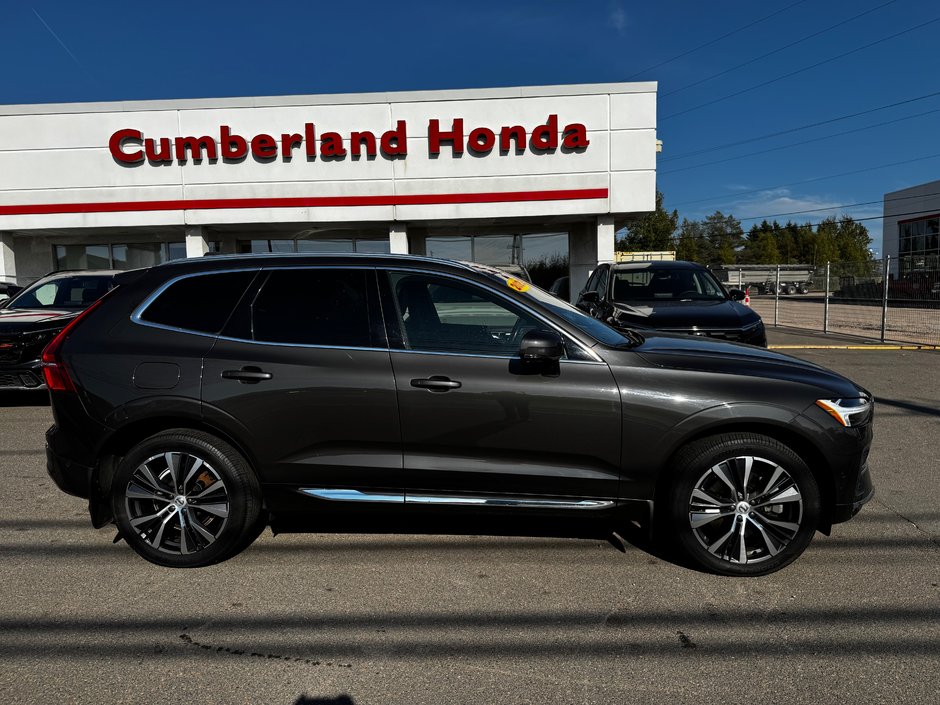 2022 Volvo XC60 Inscription-0