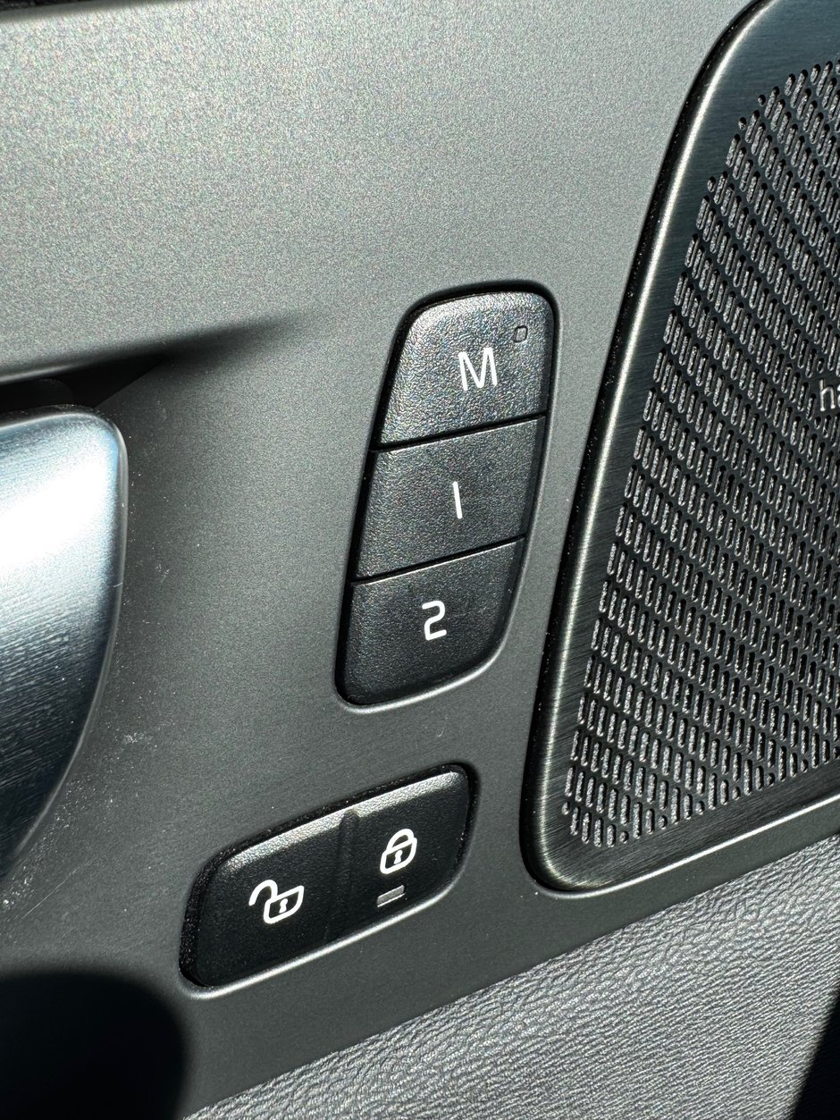 2022 Volvo XC60 Inscription-13