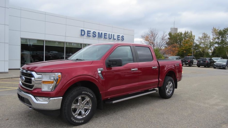 2021 Ford F-150 4WD Super Crew 145'' WB in Les Escoumins, Quebec