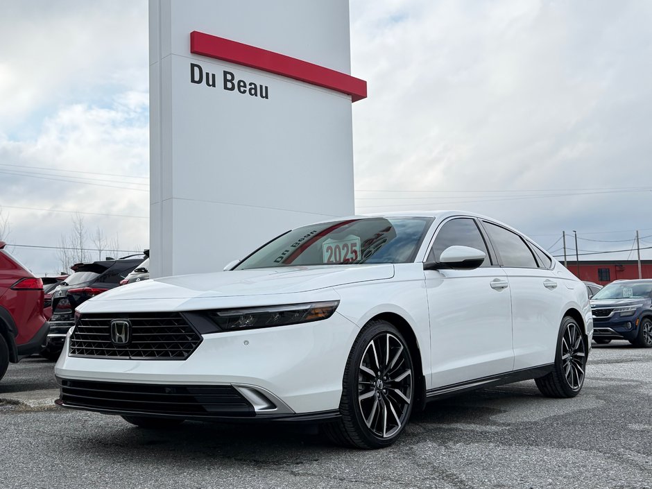 Honda Accord Hybrid TOURING 3.900KM / GO LES TAXI ! UN 2026 PAREIL C’EST 49,347$ / 2025 à Thetford Mines, Québec