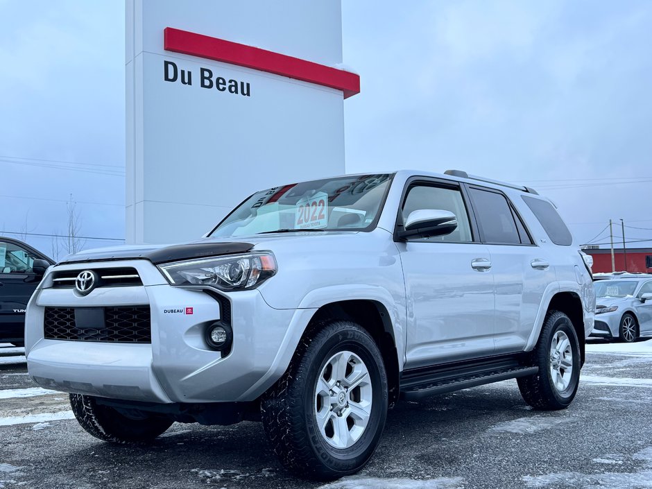 2022 Toyota 4Runner SR5 / BAS KILOMÉTRAGE / 7 PLACES / 1 SEUL PROPRIO / PEA 30-01-29=100km / in Thetford Mines, Quebec