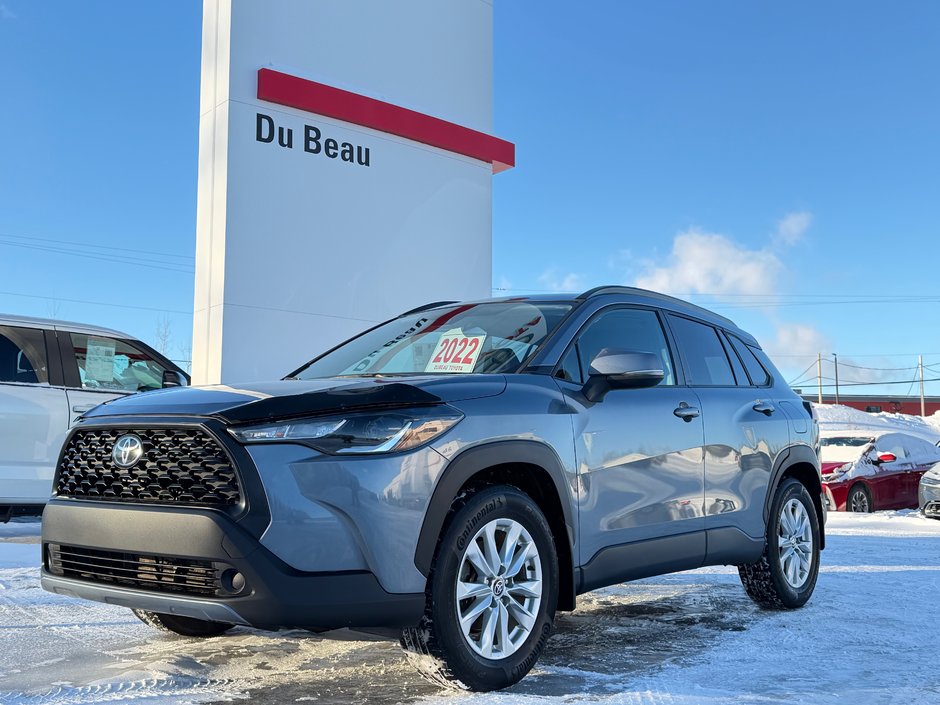 2022 Toyota Corolla Cross LE PREMIUM AWD / PRIX IMBATTABLE / FIABILITÉ / in Thetford Mines, Quebec