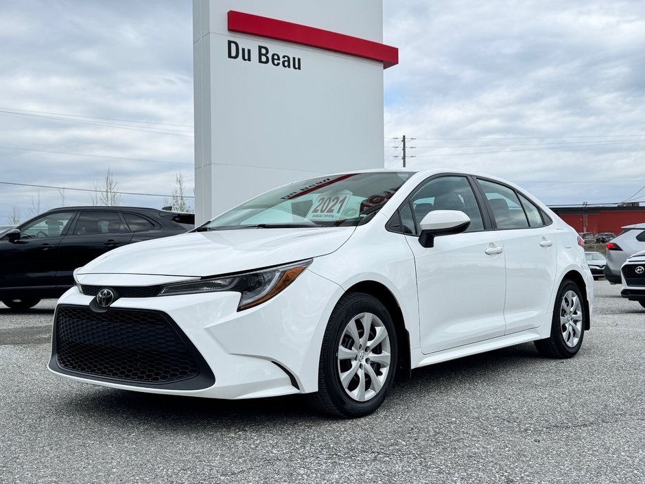 Toyota Corolla LE / TRÈS BAS KILOS / AUBAINE A SAISIR / 2021 à Thetford Mines, Québec