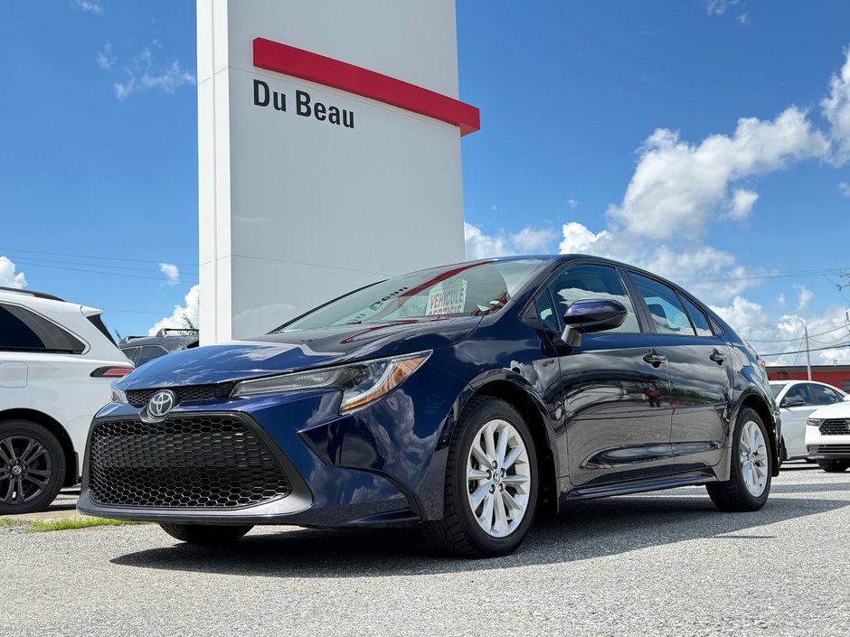 2022 Toyota Corolla LE + GROUPE TOIT / 33.200KM SEULEMENT / AUBAINE / in Thetford Mines, Quebec