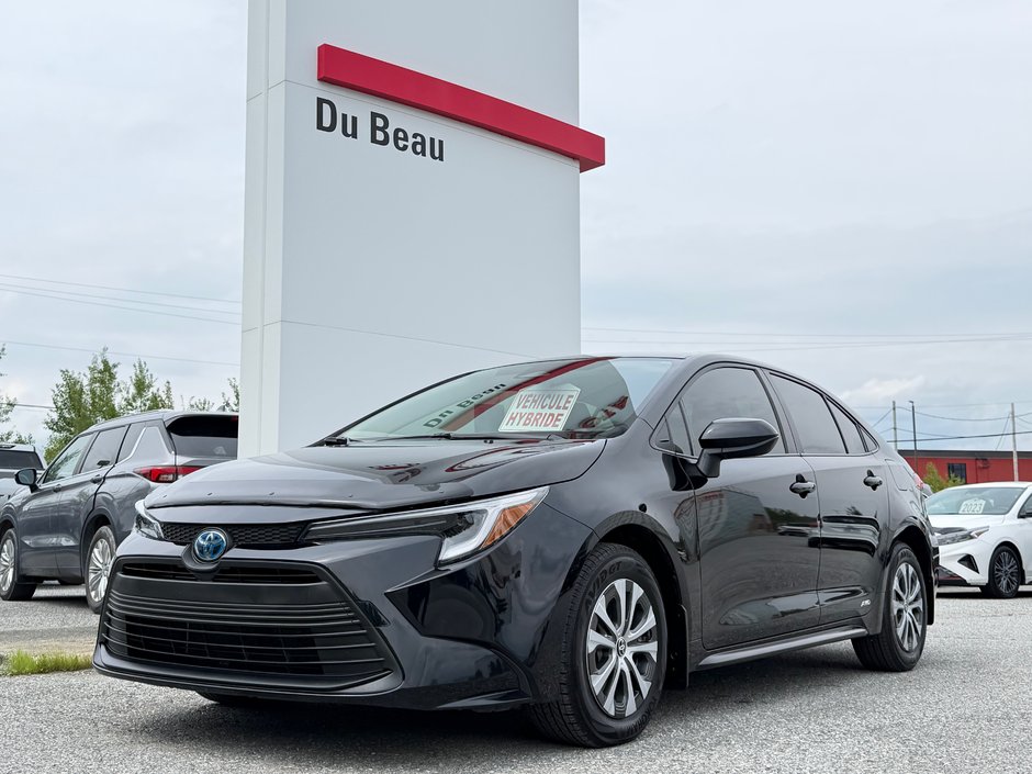 2024 Toyota Corolla HYBRIDE LE AWD / OUI OUI AWD !!! TRÈS BAS KILOS / in Thetford Mines, Quebec