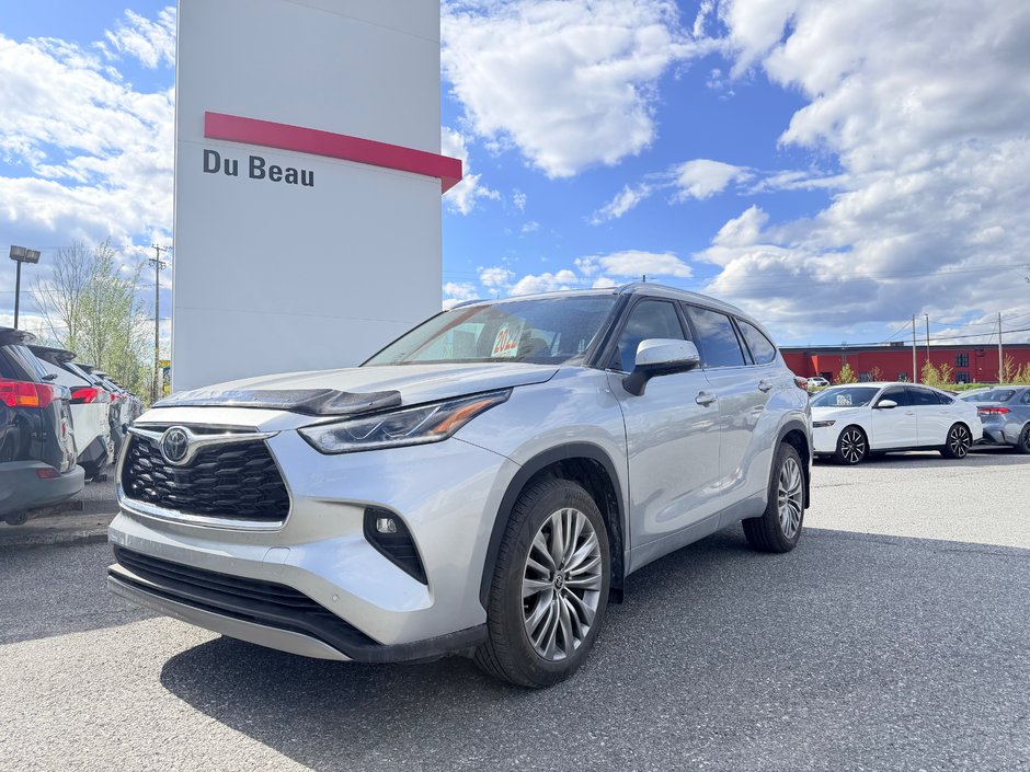 2022 Toyota Highlander ** EN PREPARATION ** PLATINUM AWD / LA TOTALE / ÉTAT NEUF / 20.700KM / in Thetford Mines, Quebec