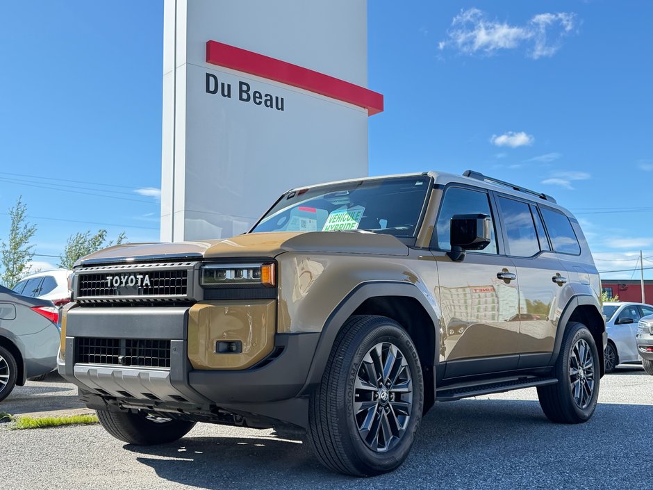 2024 Toyota Land Cruiser PREMIUM AWD / HYPER RARE / PARFAIT POUR EXPORT / in Thetford Mines, Quebec
