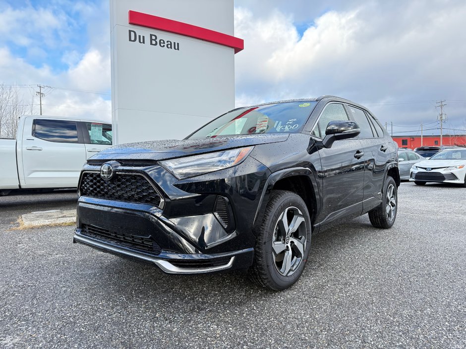 2025 Toyota RAV4 Plug-In Hybrid SE in Thetford Mines, Quebec