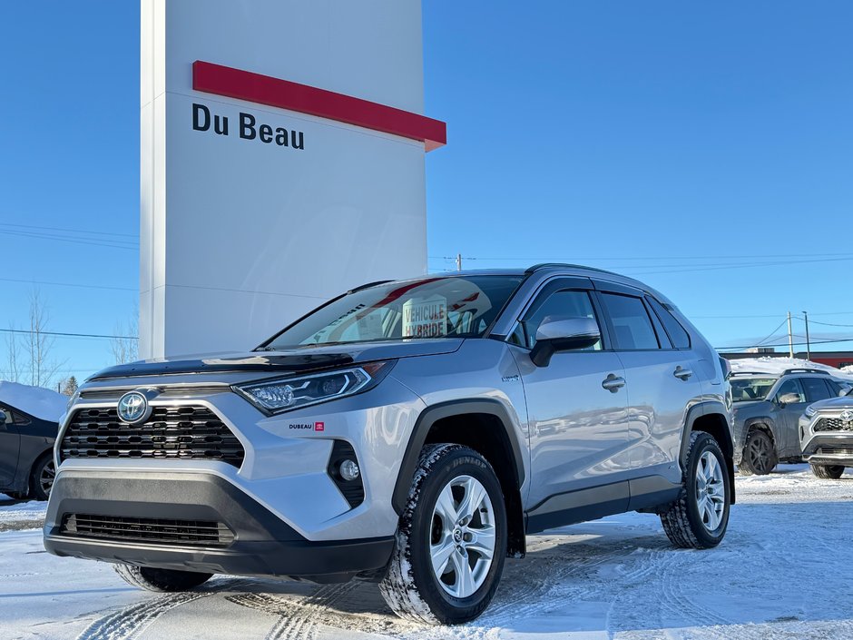 Toyota RAV4 HYBRIDE XLE AWD / LE MOINS CHER AU QUÉBEC !!! / 2021 à Thetford Mines, Québec