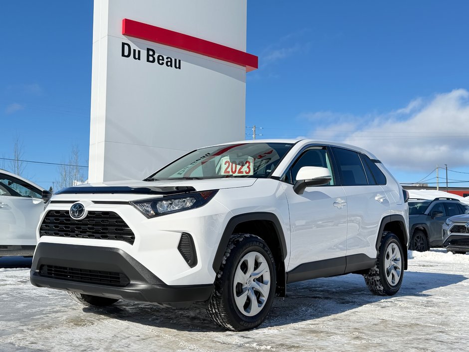 Toyota RAV4 LE AWD / 17.200KM SEULEMENT WOWWWWW !!! / 2023 à Thetford Mines, Québec
