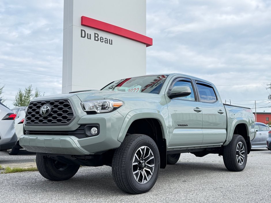 Toyota Tacoma D-CAB TRD SPORT PREMIUM 4X4 / MANUELLE WOW !! / 2022 à Thetford Mines, Québec