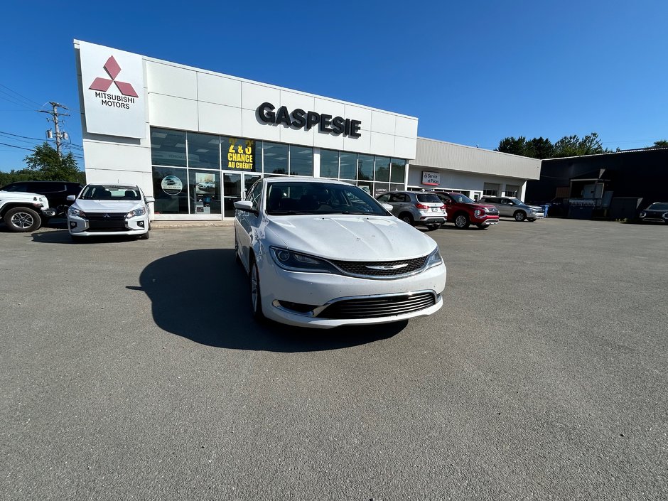 2015  200 Limited in Paspébiac, Quebec