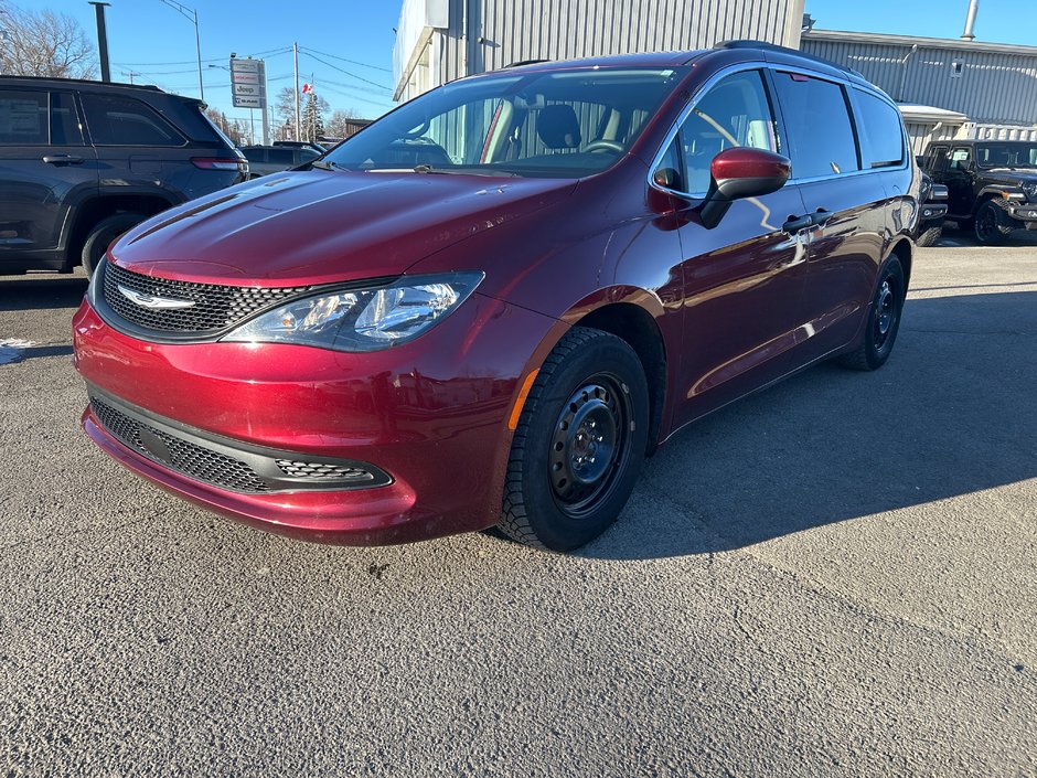 2021 Chrysler Grand Caravan SE in Paspébiac, Quebec