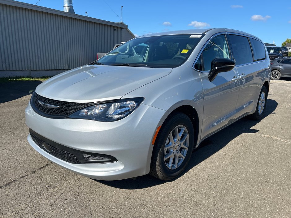 2024  Grand Caravan SXT in Paspébiac, Quebec