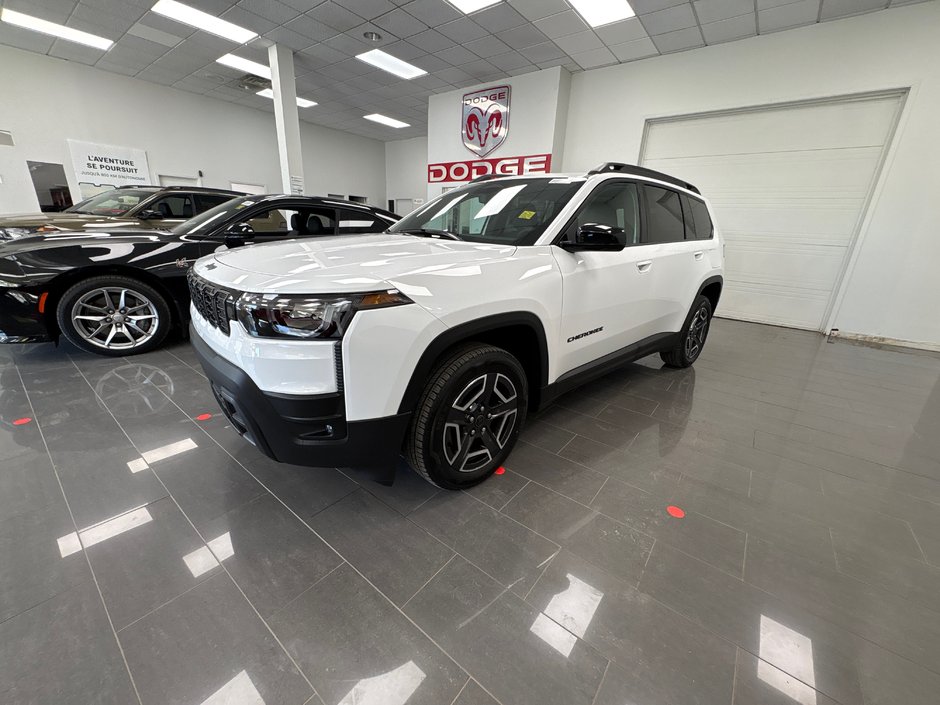 Jeep Cherokee LAREDO 2026 à Paspébiac, Québec