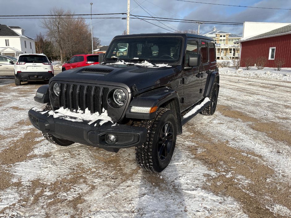Jeep Wrangler Unlimited Sahara Altitude 2020 à Paspébiac, Québec