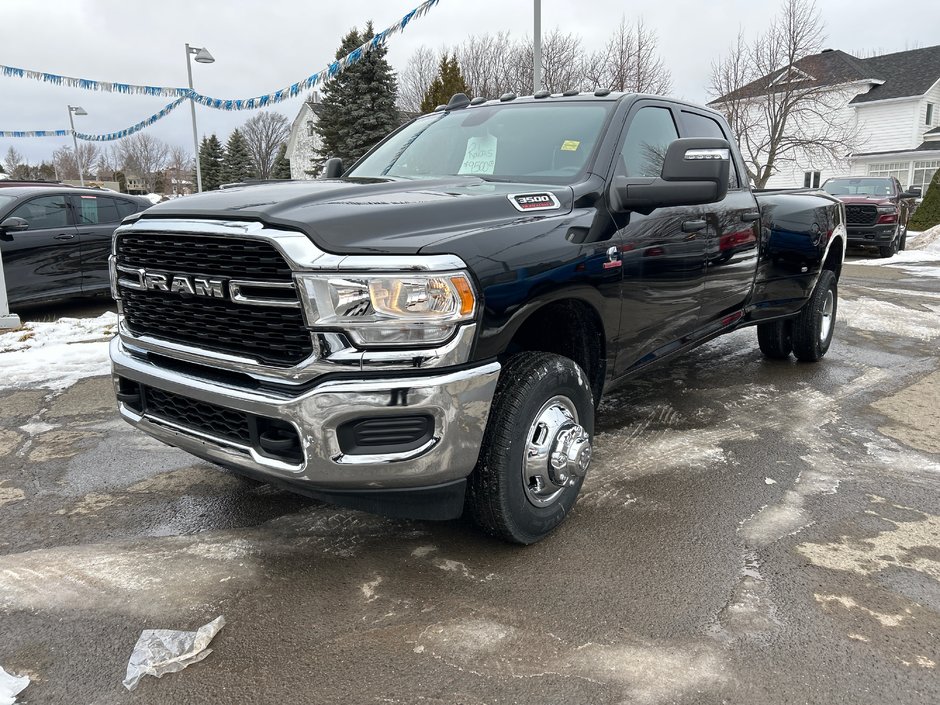 2024 Ram 3500 TRADESMAN in Paspébiac, Quebec