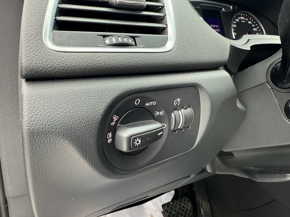 2016 Audi Q3 Technik-10