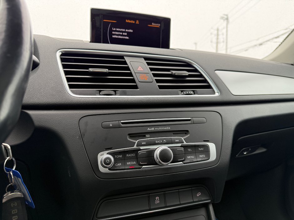 2016 Audi Q3 Technik-15