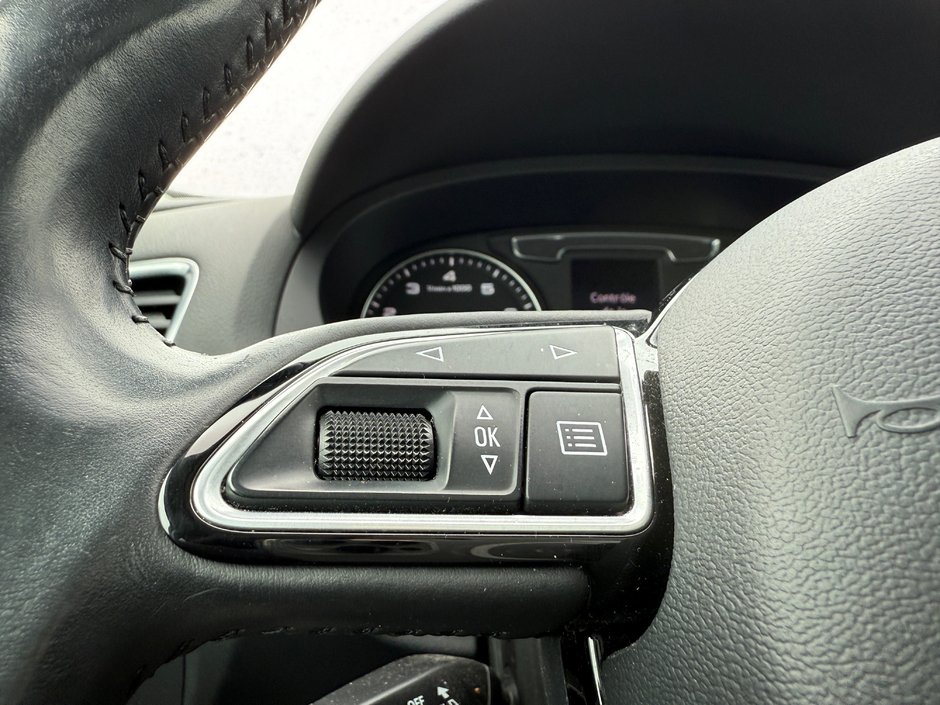 2016 Audi Q3 Technik-12