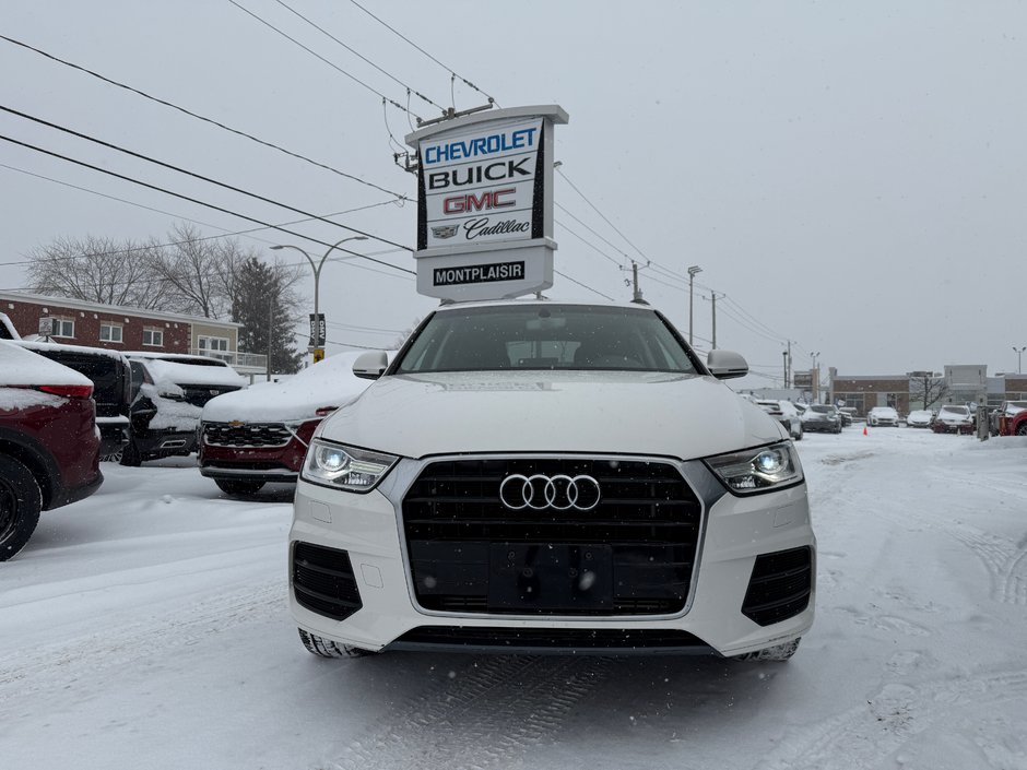 2016 Audi Q3 Technik-1
