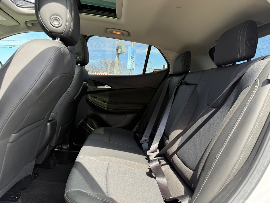 Buick Encore GX Select 2022-8