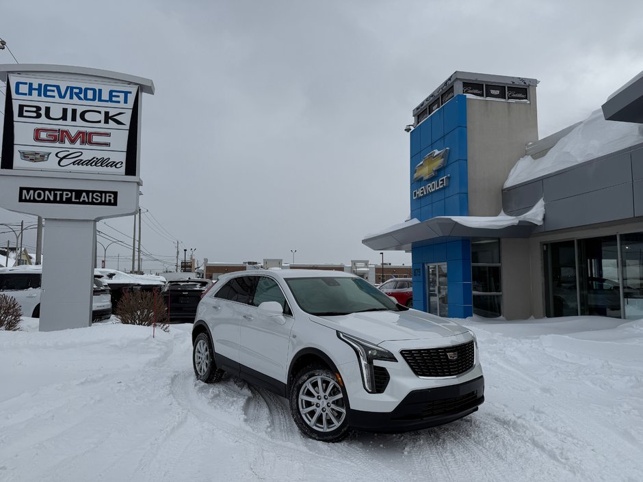 2023 Cadillac XT4 AWD Luxury in Drummondville, Quebec - w940px